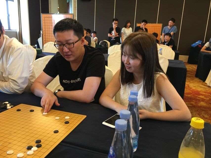 上海: 2017围棋超级联赛第四,五轮战报